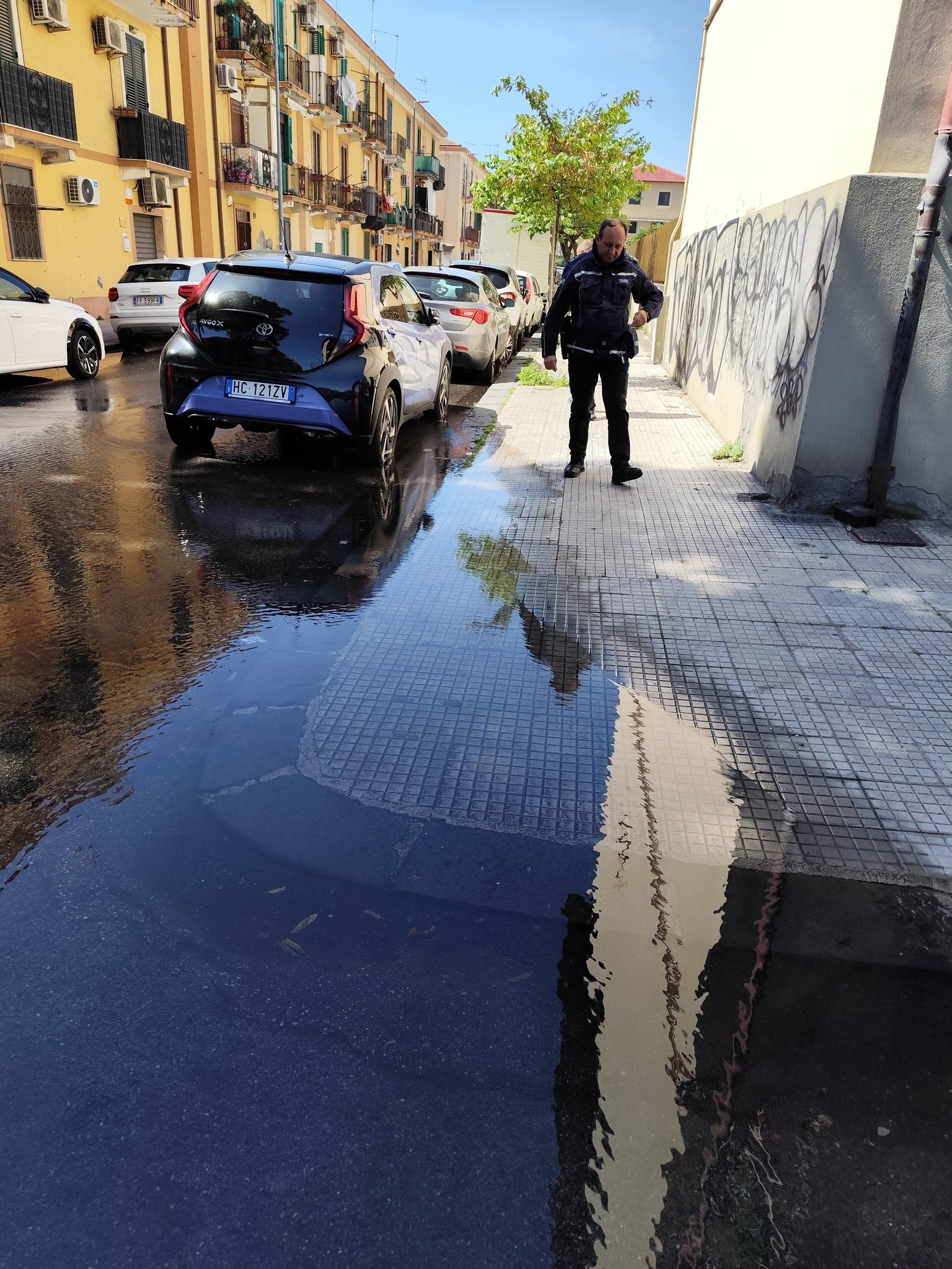 RIPARATO IL GUASTO IDRICO IN VIA NAPOLI